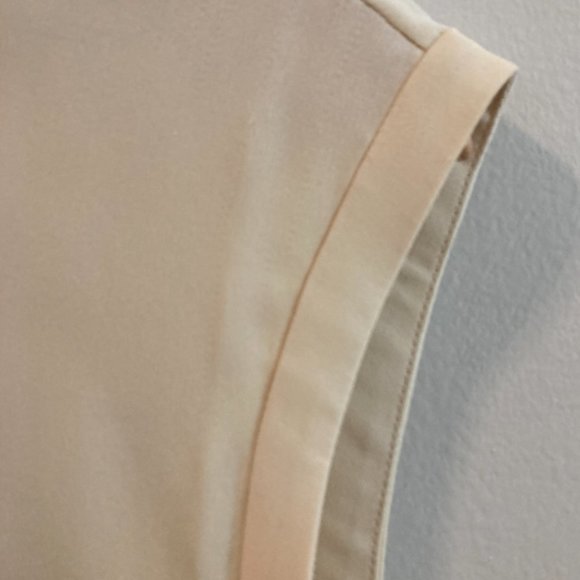 NWT Gorgeous Silk Summer Shirt Brooks Brothers Size 4 or Small - Picture 10 of 12